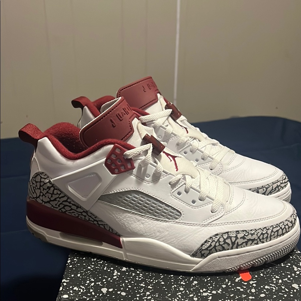 Jordan Spizike Low Black and Gray Box